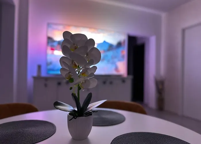 Modern 3-room Near Center 公寓 *