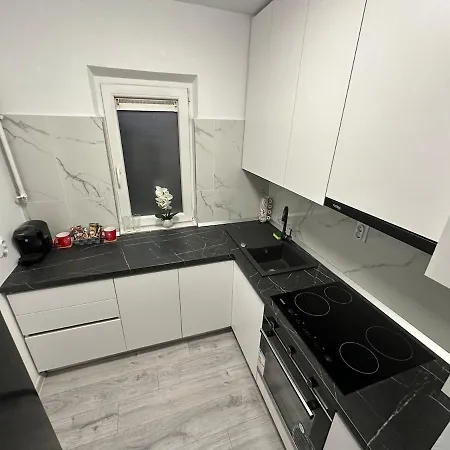 Apartamento Modern 3-room Near Center *